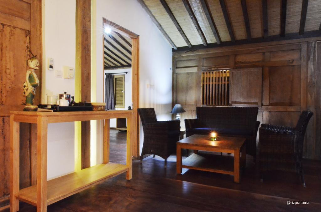 Villa Blue Steps Yogyakarta Exterior foto